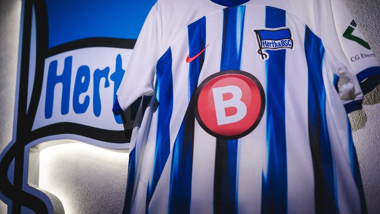 Ha–Ho–He, Crazybuzzer Casino und Hertha BSC! Der neue Hauptpartner aus der Gauselmann Gruppe wird Trikotsponsor und zeigt sein Logo im Stadion!