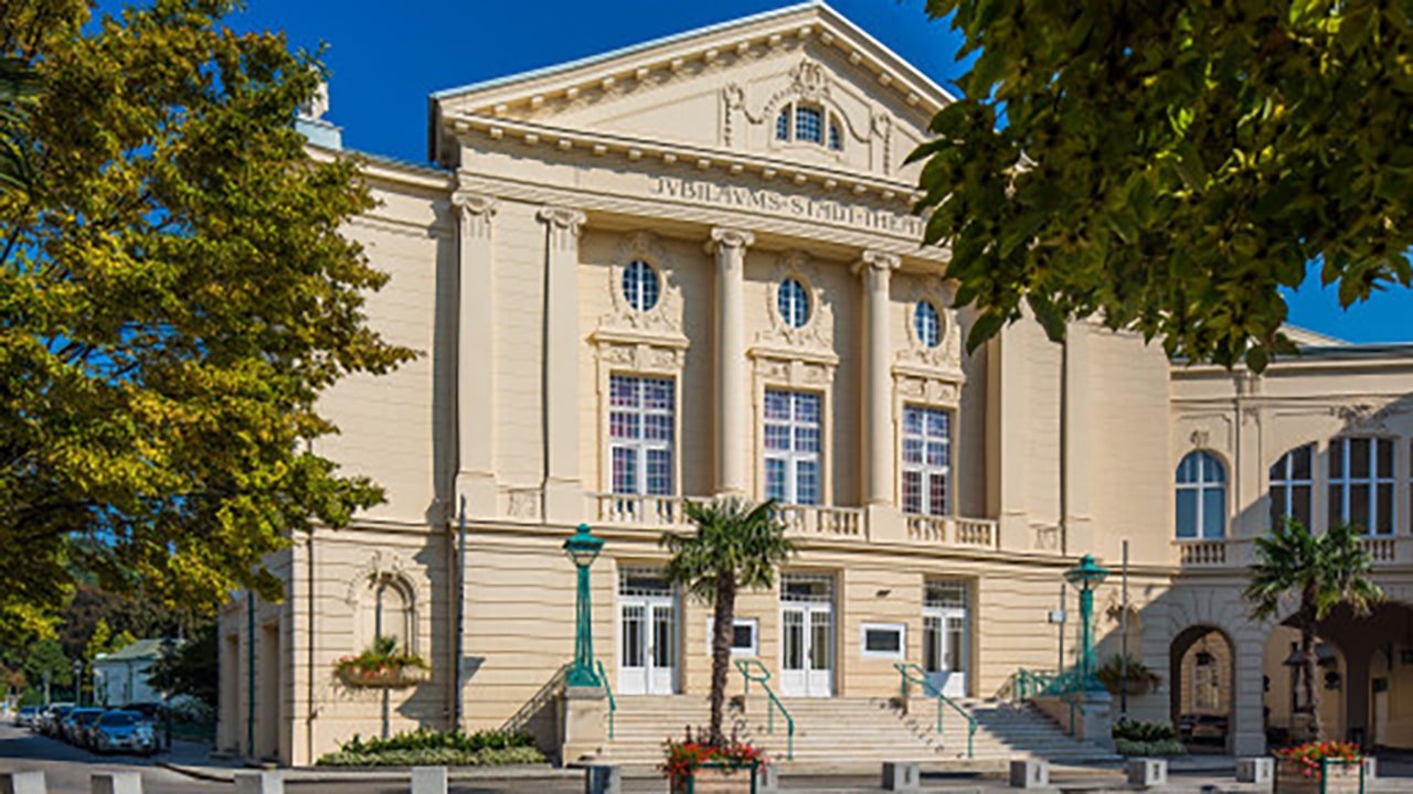 novomatic musical buehne baden stadttheater