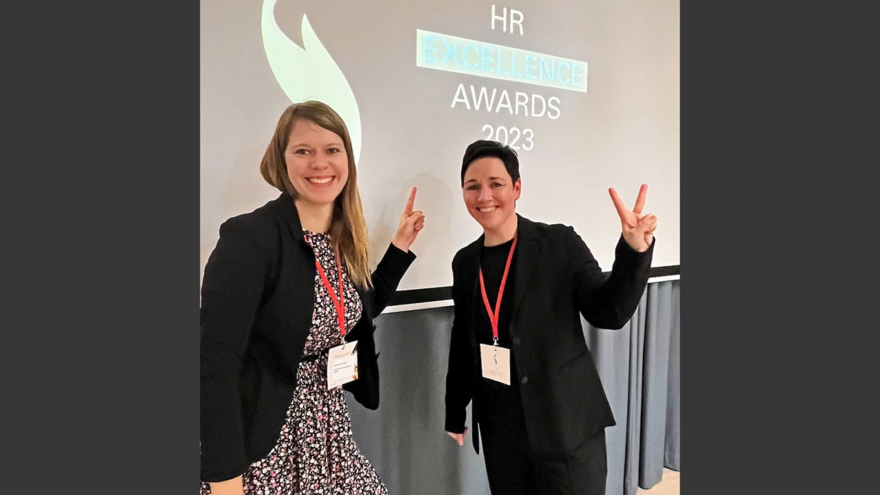Doreen Sauerbrey und Dr. Alexandra Krone von Gamomat auf den HR Excellence Awards 2023