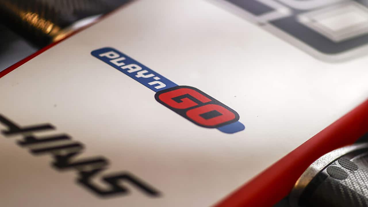 Mehr über die Partnerschaft von Play'n GO mit dem MoneyGram Haas F1 Team erfahren