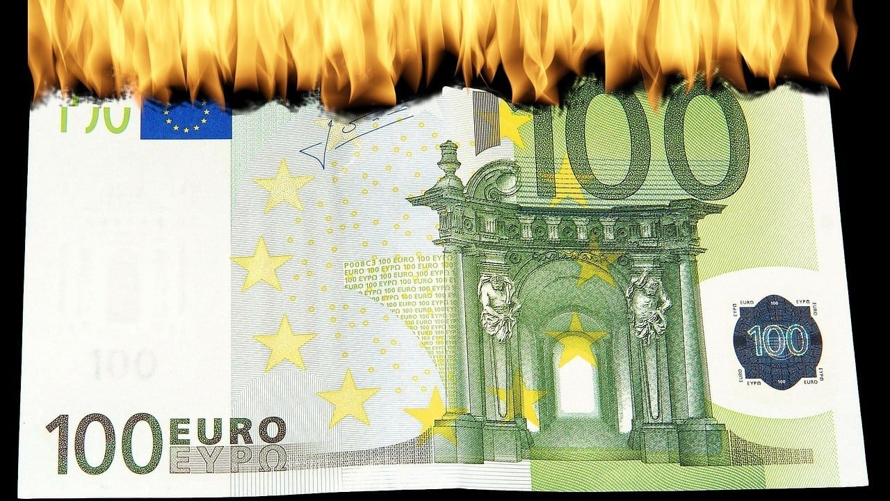 Vielleicht Spielschulden mit Steuergeld beglichen?