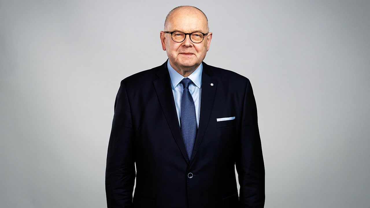 Dieter Kuhlmann Merkur Group Spielbetriebe Dieter Kuhlmann Merkur Group Spielbetriebe