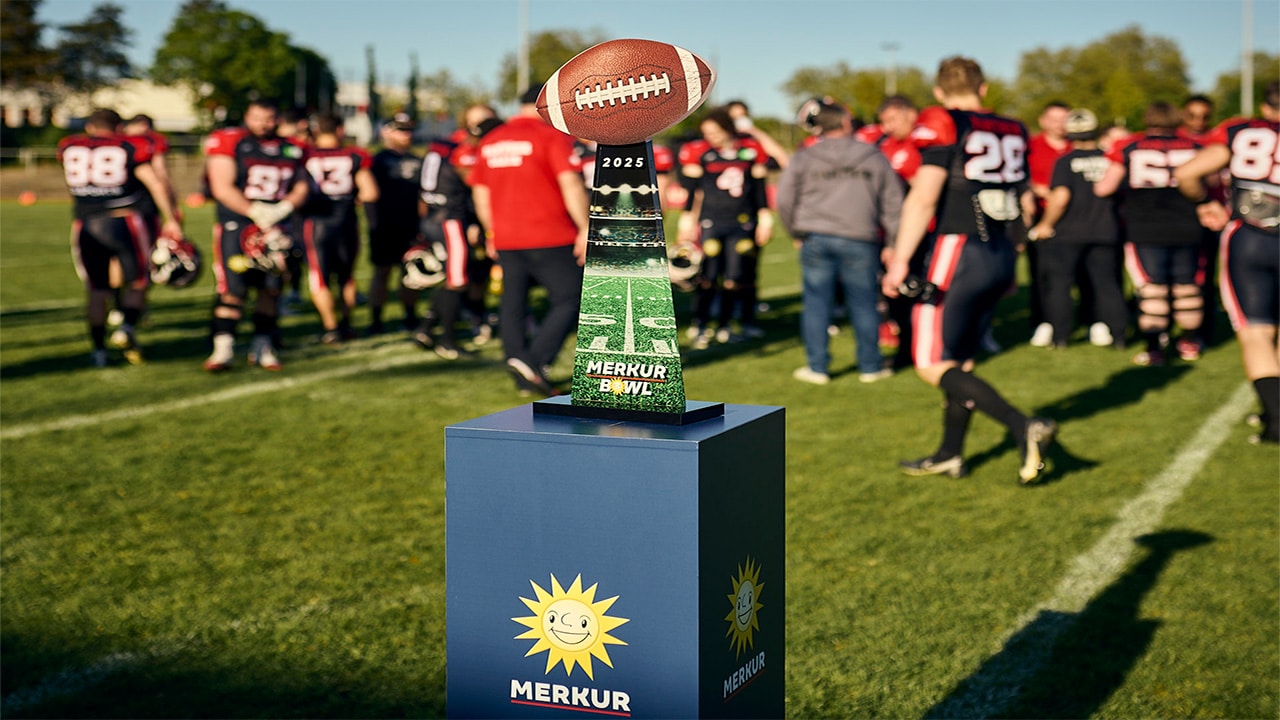 Merkur Bowl Pokal Merkur Bowl Pokal