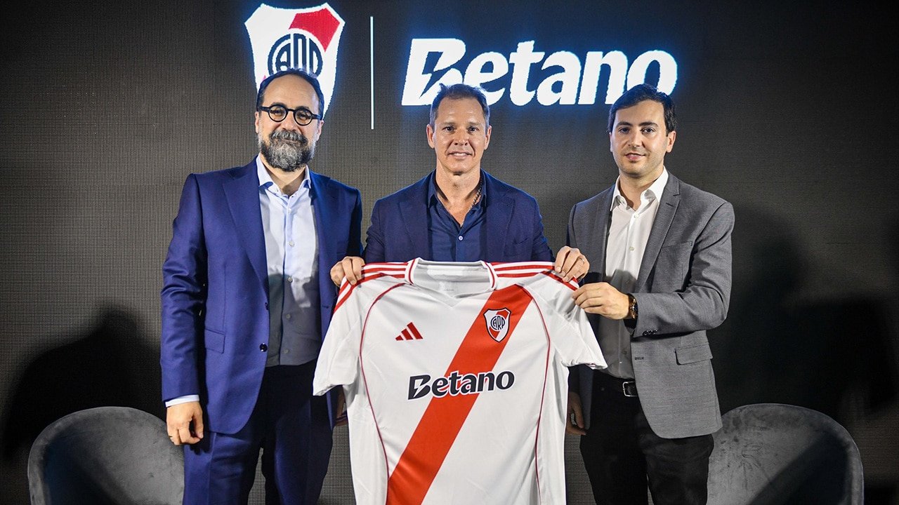 Betano River Plate Sponsor