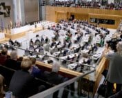 spd abgeordneter zockt online slots im landtag