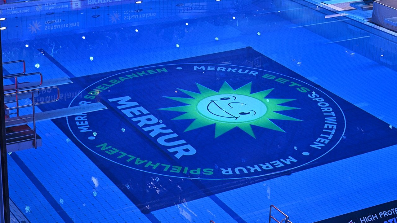 merkur logo schwimmbecken sprungturm