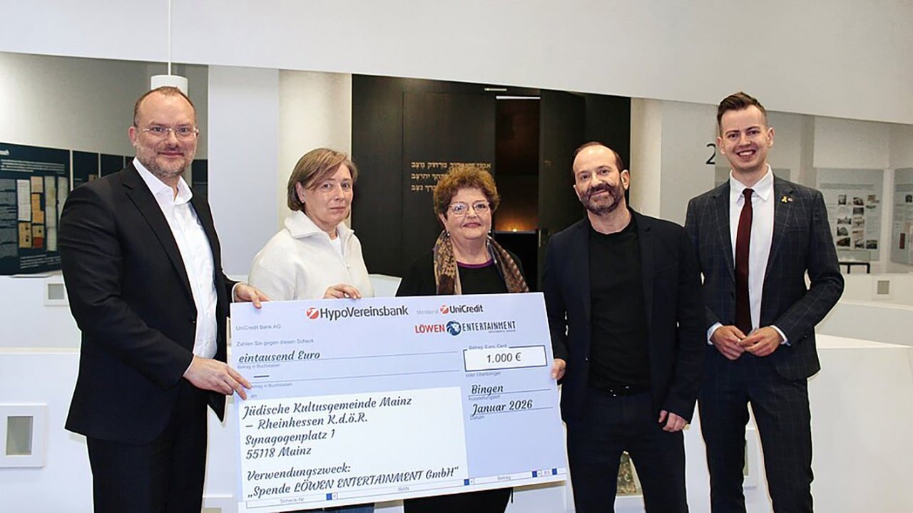 spende mit signalwirkung loewen entertainment hilft juedischer gemeinde