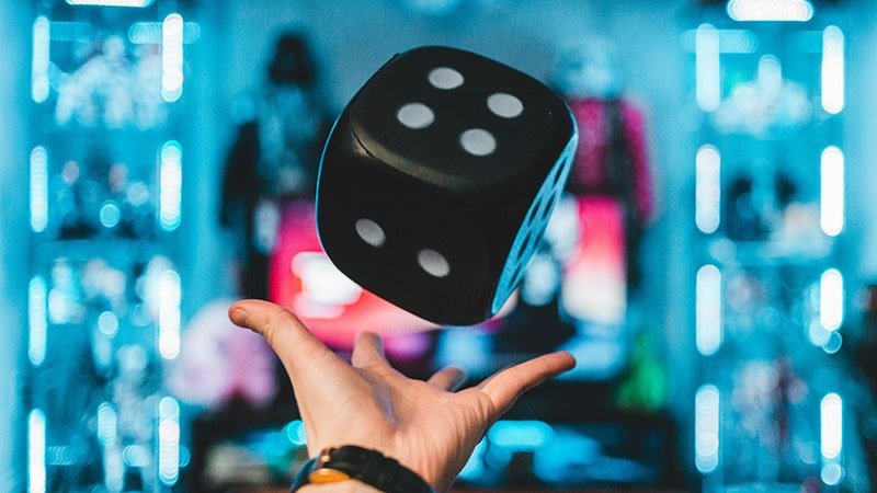 Gl&uuml;cksspiel-Survey 2025: Wie oft die Deutschen wirklich um Geld spielen!